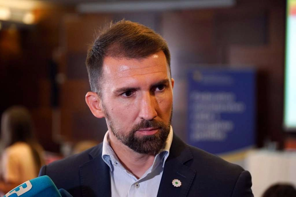 Delić: U FBiH, za sada, ne planiramo povećanje starosne dobi za umirovljenje